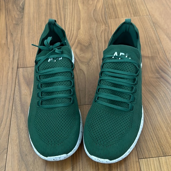 APL men’s running shoe - Picture 1 of 5